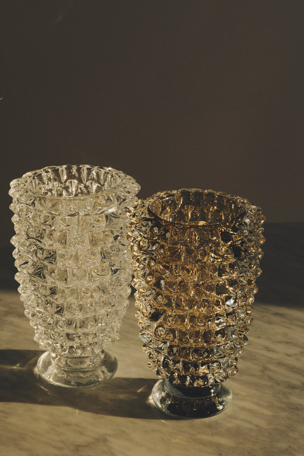 Plinto Vase in Smoke