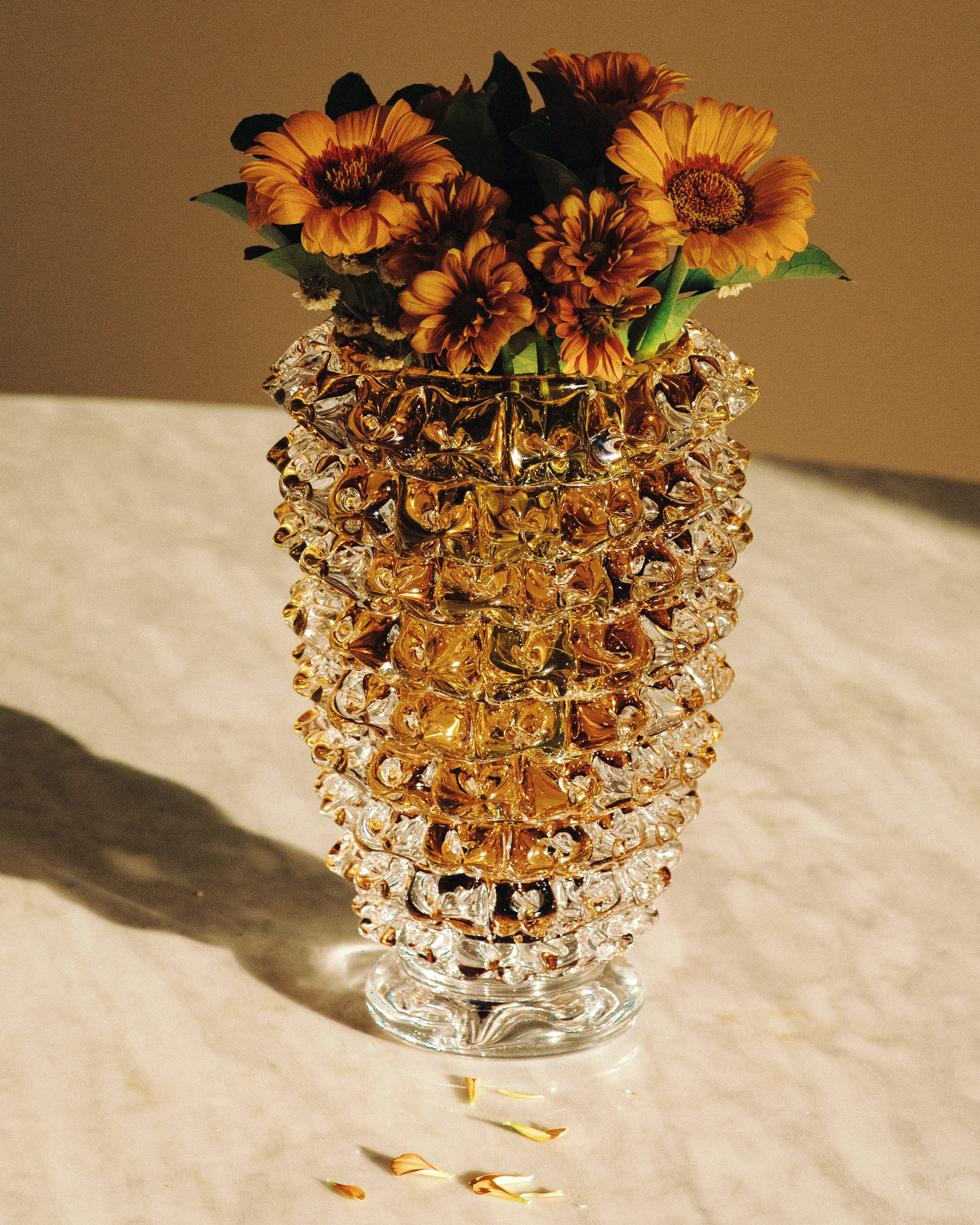 Plinto Vase in Amber