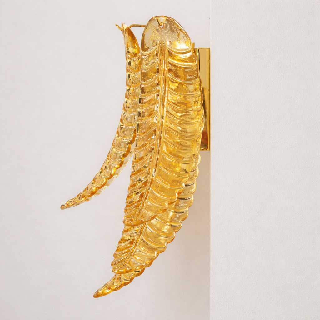Luce Wall Light in Butter