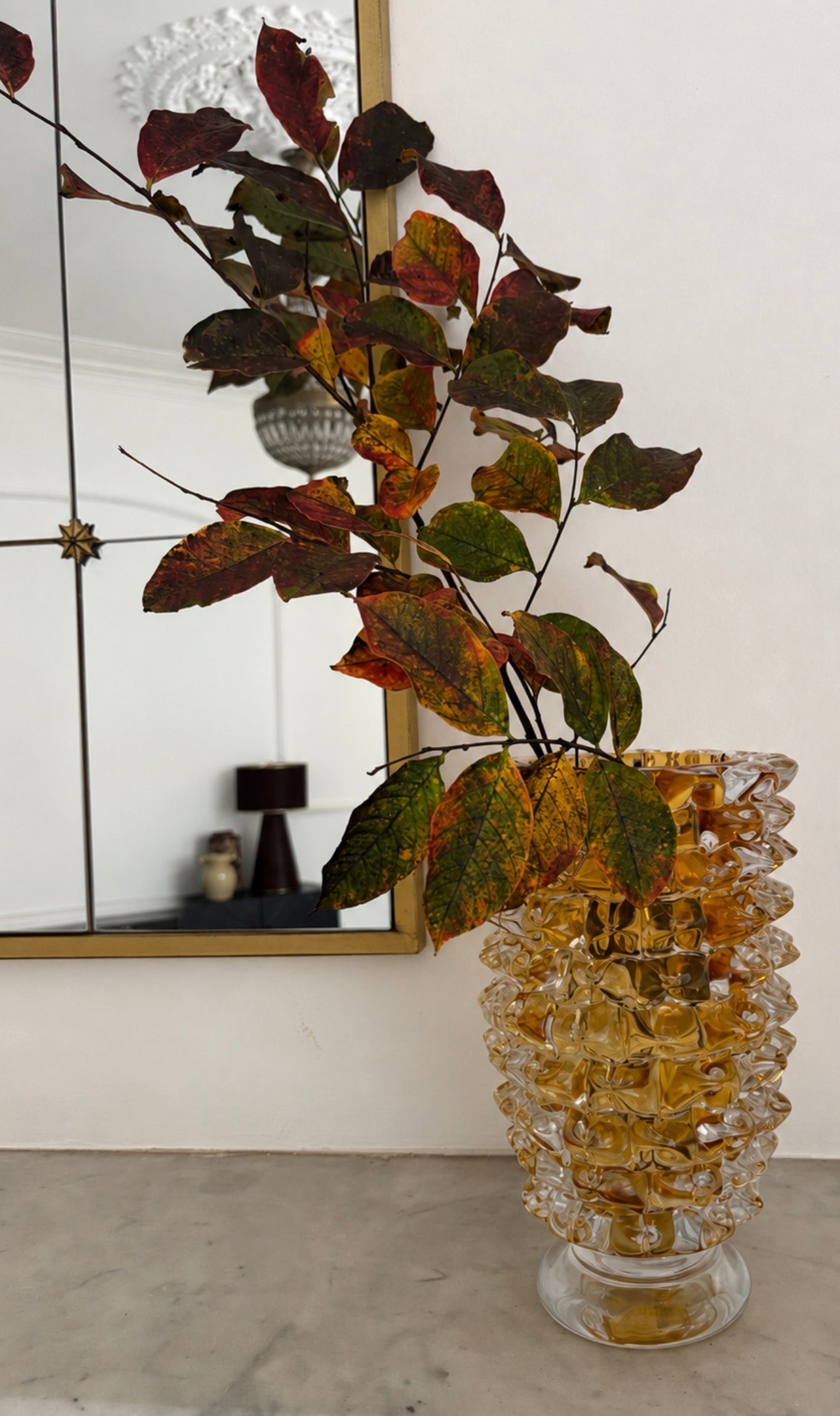 Plinto Vase in Amber
