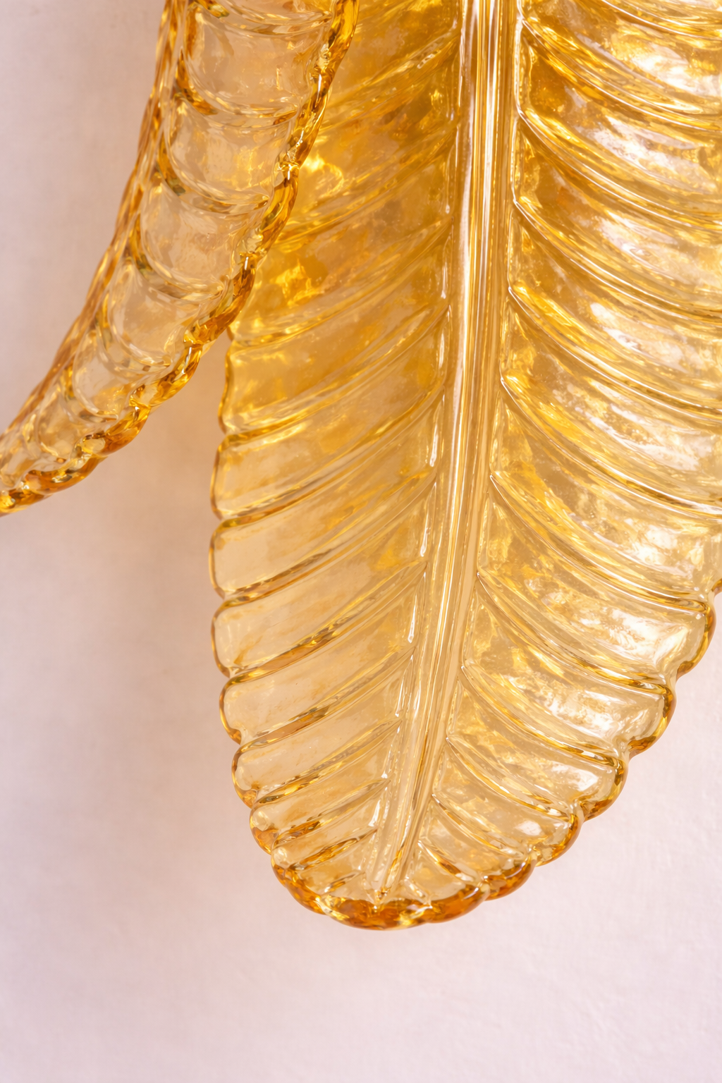 Luce Wall Light in Butter