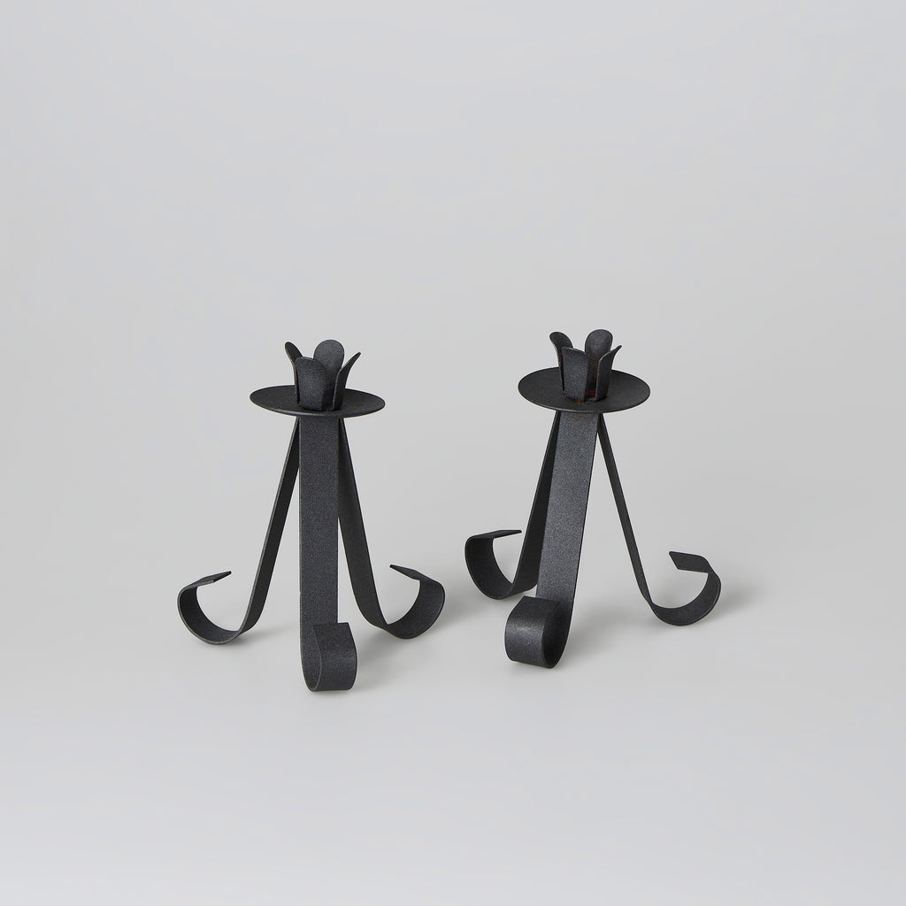 Lys Candlestick Holders